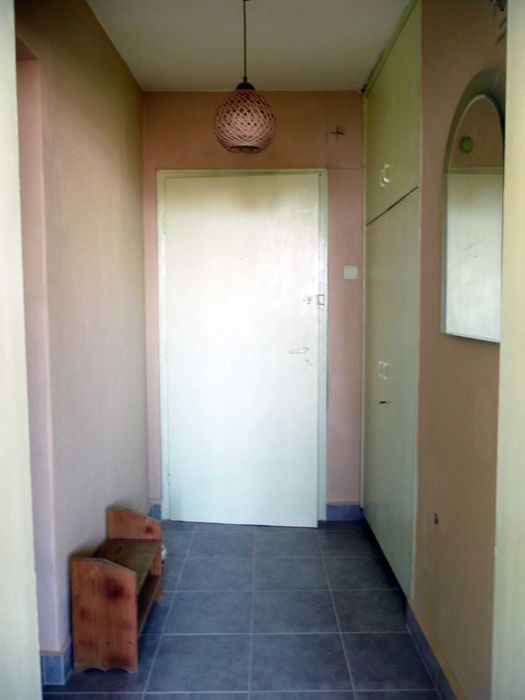 Продава се Едностаен апартамент в Варна, Цветен квартал - 45 кв.м за 2445 €/кв.м - Снимка #4