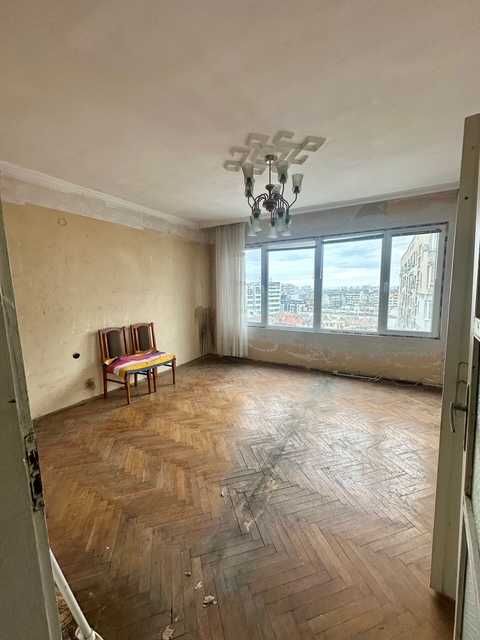 Тристаен апартамент за продажба в Бургас