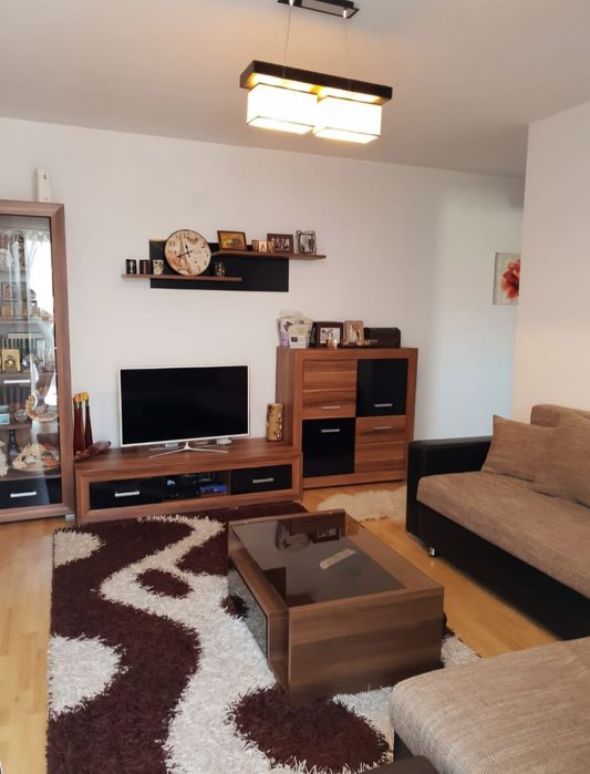 Se vinde apartament tip mansardă