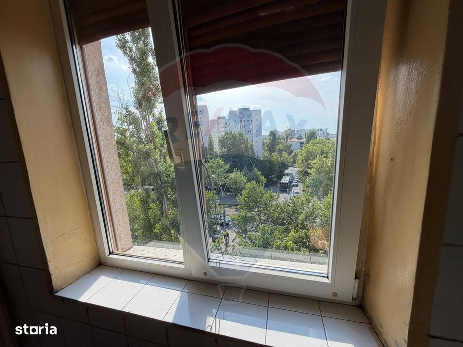 De vanzare Apartament 2 cam zona Titan - Auchan
