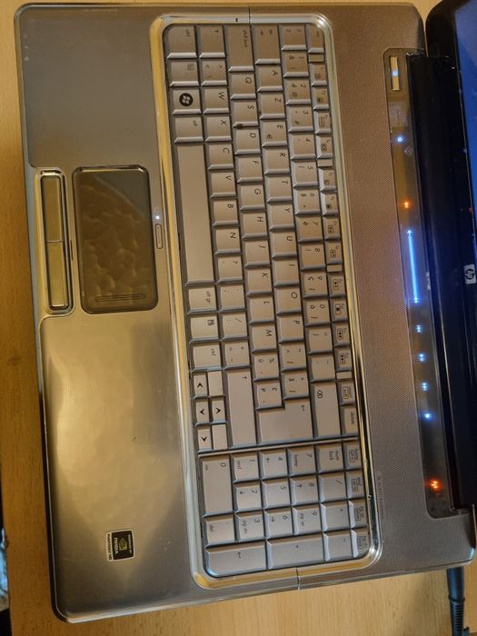 Laptop hp cu ecran mare