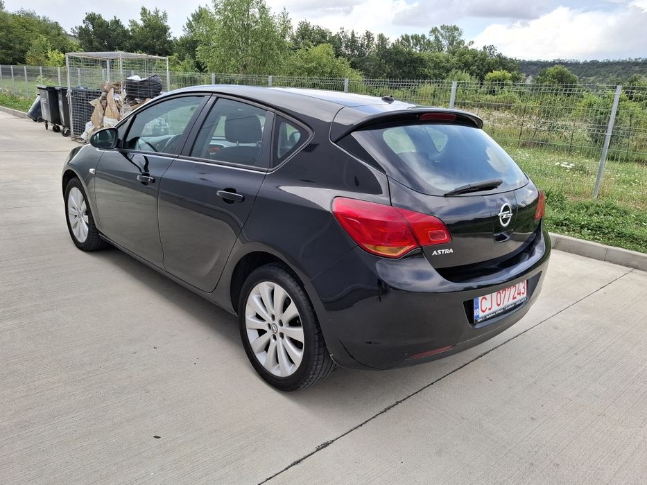 OPEL Astra 2010 — imagine 13