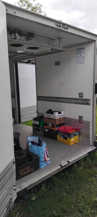 Cub frigorific , bena, container, magazie , Iveco , depozitare