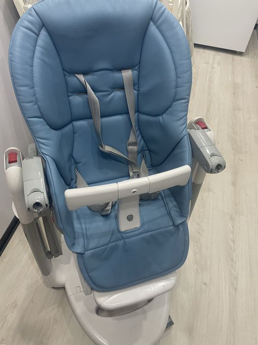 Продам детский стульчик 3в 1