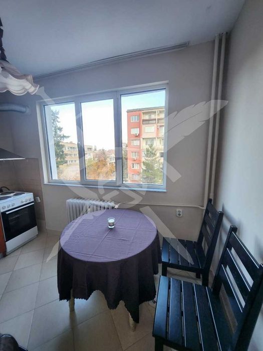 Дава се под наем Тристаен апартамент в София, Гео Милев - 96 кв.м за 700 € - Снимка #3