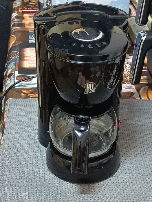 Aparat de cafea pentru mașină