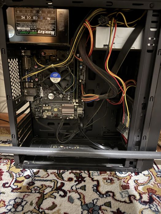 Продам процессор и мониторы