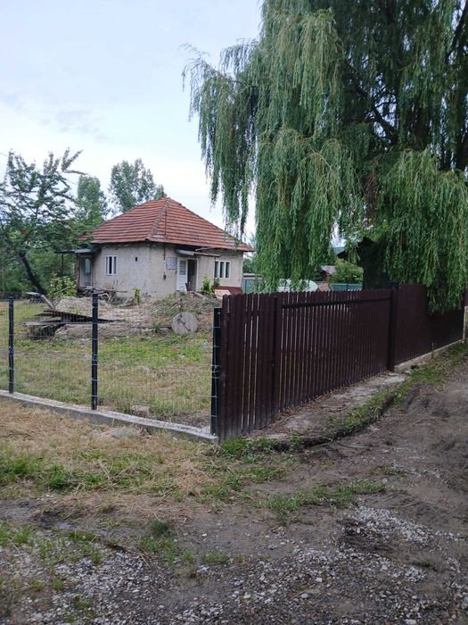 vand casa+ teren la tara zona munte