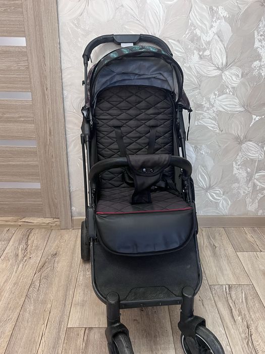 Продам детскую каляску