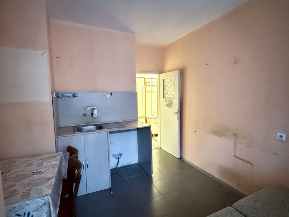 Двустаен Тухлен Апартамент , гр. Търговище кв. Запад 1