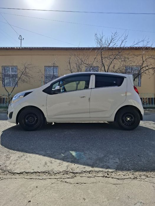 Продаётся Ravon R2 (Spark), пробег 47000км краска родная. Хозяин