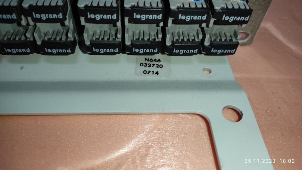 Продам Патч-панель Legrand