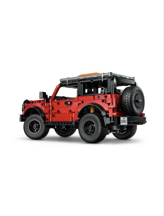 Конструктор LEGO Technic Внедорожник Ford Bronco 42213