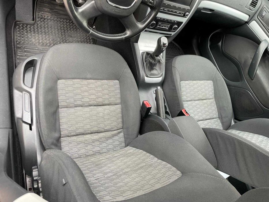 Skoda Octavia 2 fl - 2.0 TDI - 140 CP - CARLIG REMORCA - 4x4 PERMANENT