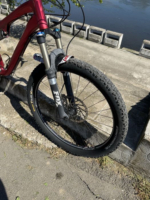 Bicicleta Enduro Specialized Stumpjumper FSR Expert