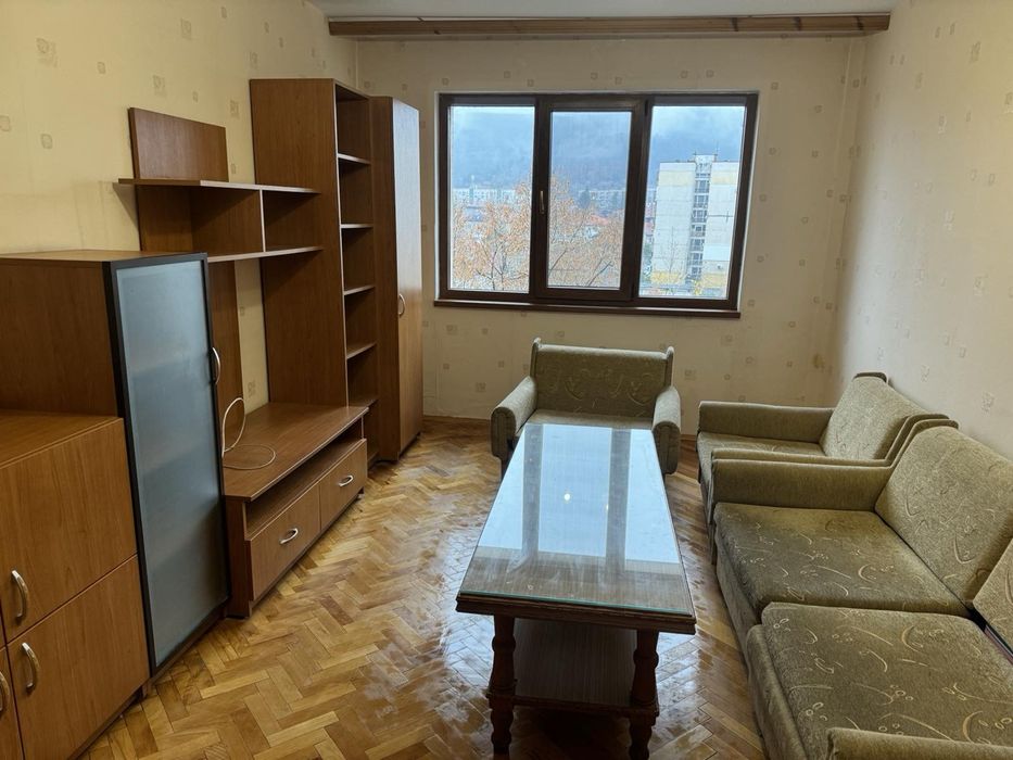 Дава се под наем Тристаен апартамент в Кюстендил, Запад - 60 кв.м за 280.5 € - Снимка #1