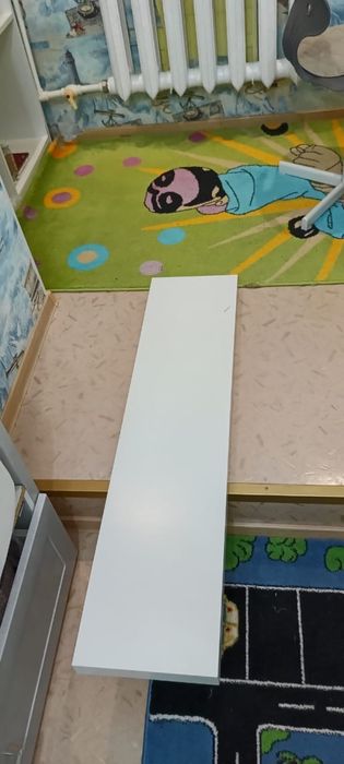 Полка IKEA черный и белый