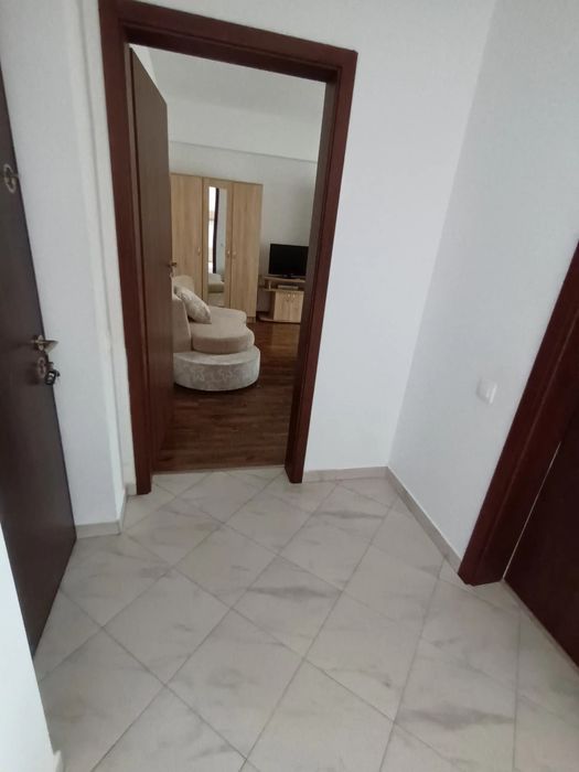 Ofer spre închiriere garsoniera