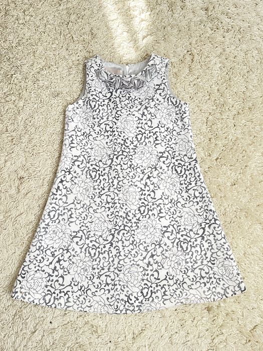 Платье нарядное, вечерний наряд.