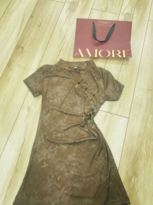 Стильное коричневое платье AMORE