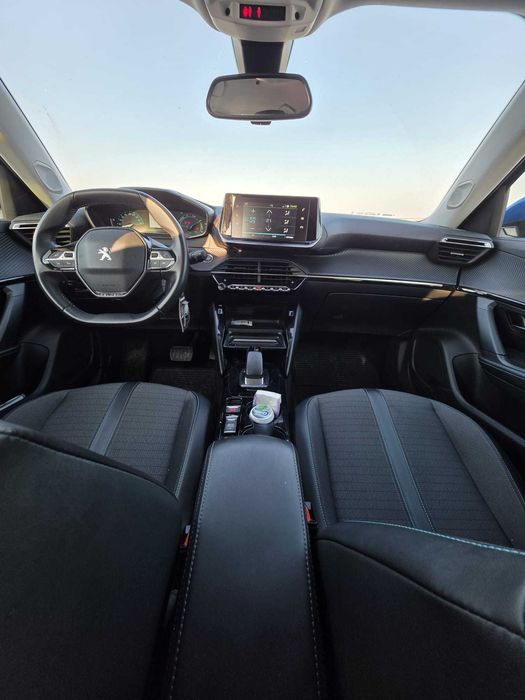 Vand Peugeot e-2008 Allure, 2022, 56000km+set jante+cauciucuri vara