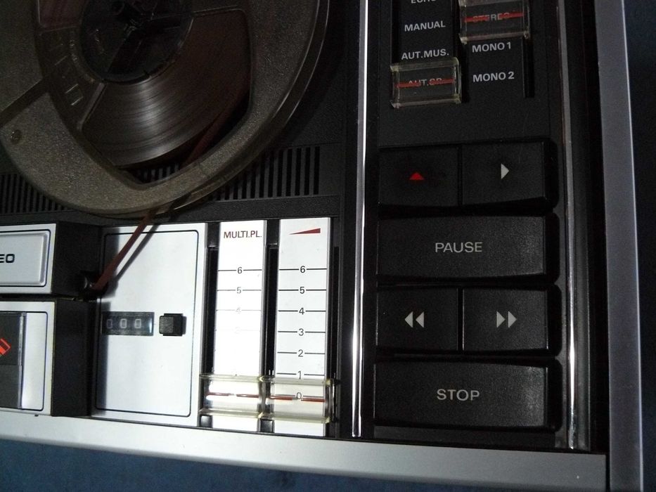 Statii emisie si Magnetofon Grundig 745(akai teac