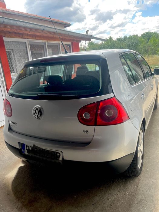 VW Golf 5 4+1 Исперих