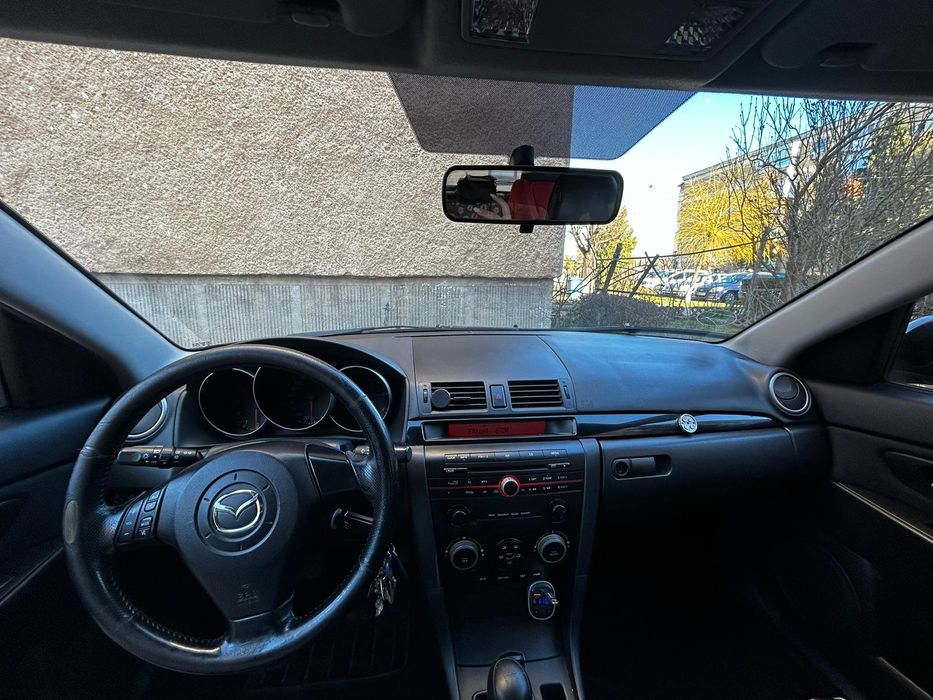 Vând Mazda 3 stare foarte bună