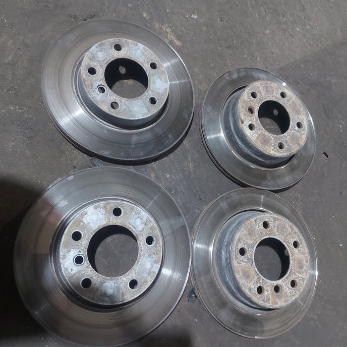 Продам диски тормозные