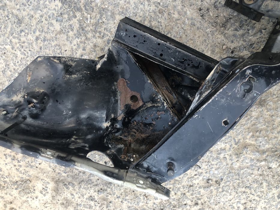 Телевизор на w 124 мерседес