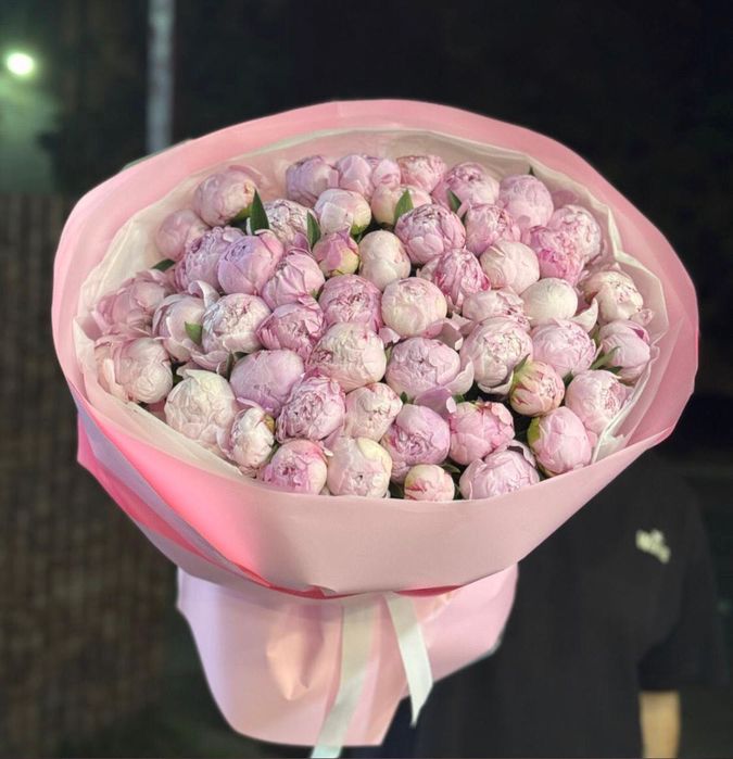 Рананкулюсы, пионы