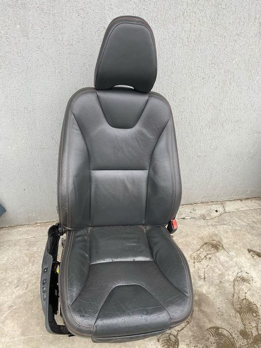 Scaun fata dreapta VOLVO XC60 2008-2014