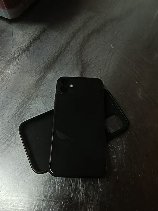 Айфон 11 срочна 128гб