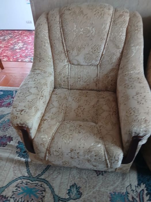 Продам диван 4 штуки