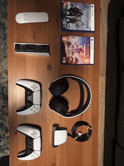 PS 5 Play Station 5 + Accesorii + Jocurii