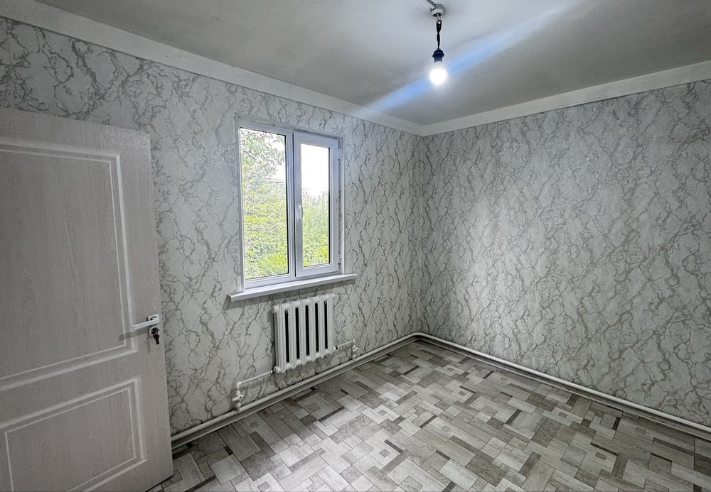 Продам 3 комнатную 2 этаж Спутник-3