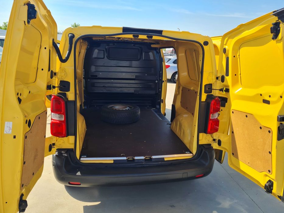 Citroen Jumpy 1,6 HDI 138.000 KM  95C.P. an 2018 tva deductibil