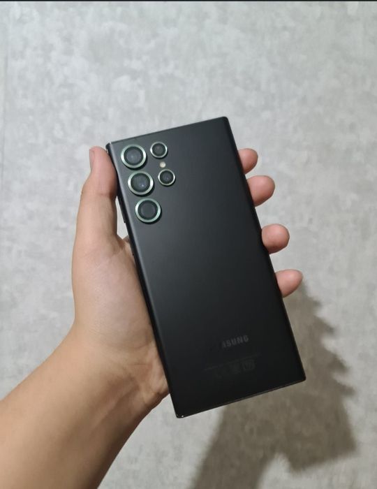 Продам самсунг S 22 ultra