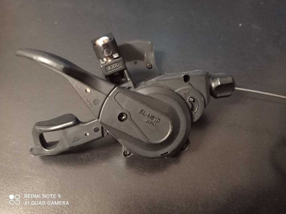 Велозапчасти (манетки, манетка Shimano).