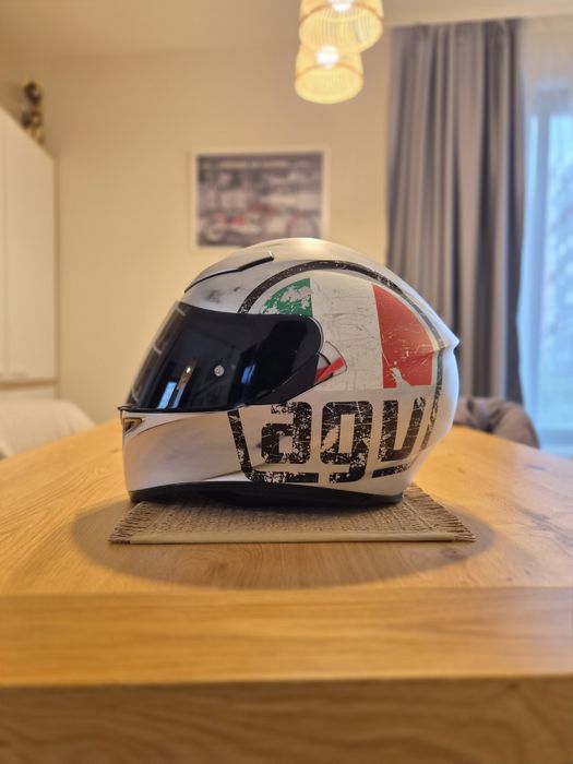 AGV K3sv каска за мотор