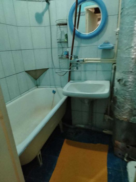 Guliston shaxrida, 4 mikrarayonda, 2 xonali uy ijara