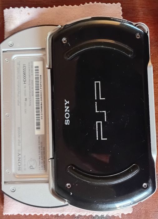 PsP-go в отличном состоянии прошитая