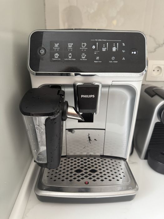 Продам кофемашину