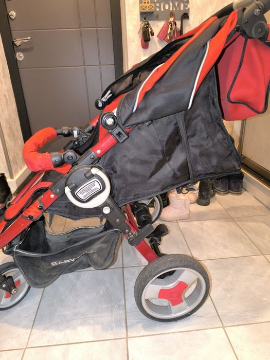 Детская коляска Baby Bus красная