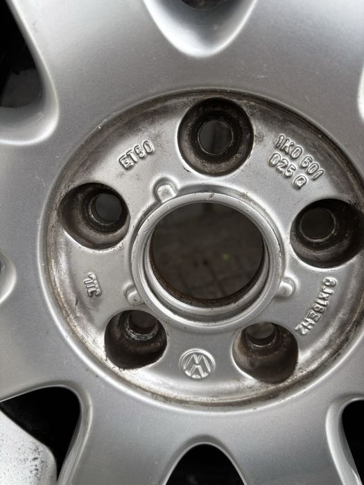 Джанти с гуми за vw