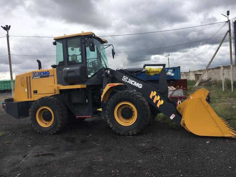 Фронтальный погрузчик