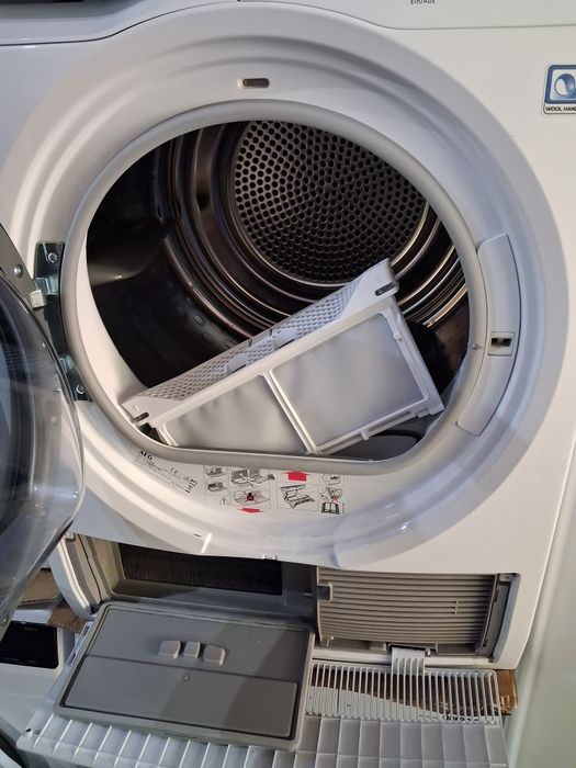 Сушилня AEG - 8 kg термопомпа
