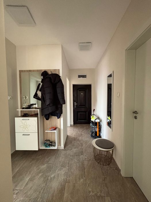 Дава се под наем Тристаен апартамент в Пловдив, Южен - 120 кв.м за 382.5 € - Снимка #12