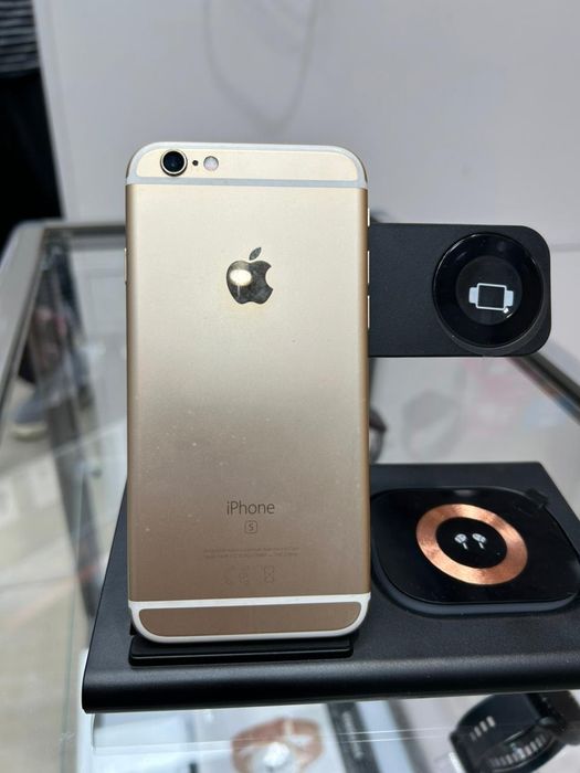 IPhone 6s состояние хорошее