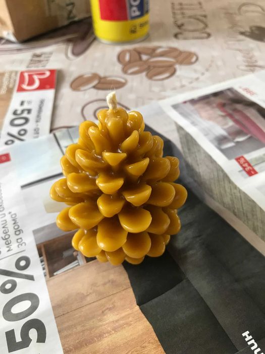 Свещ от естествен восък